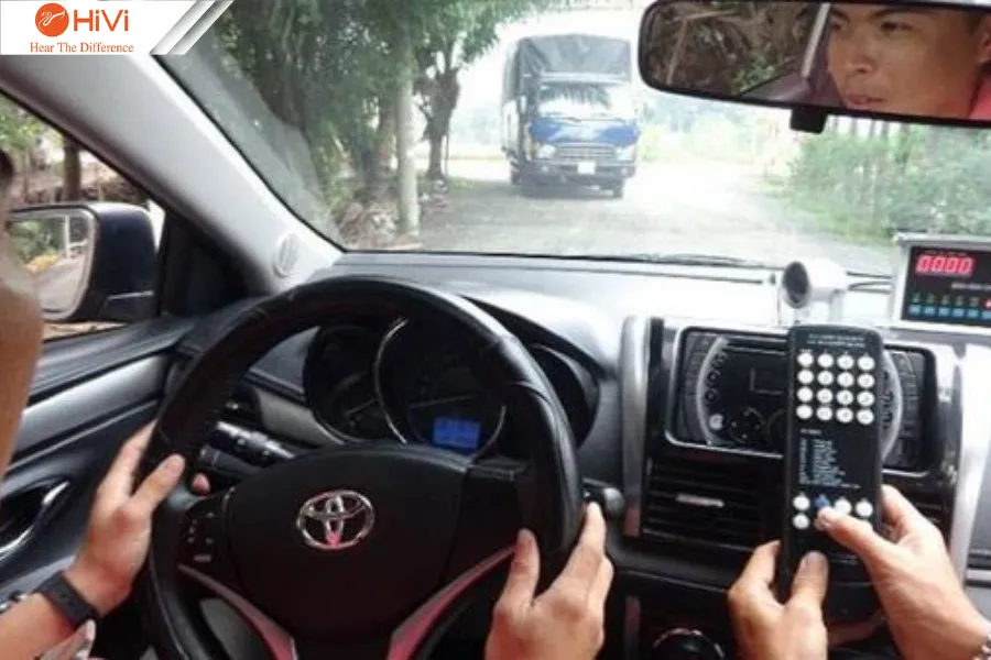 Thi thực hành lái xe trên đường sau khi bỏ bài thi mô phỏng