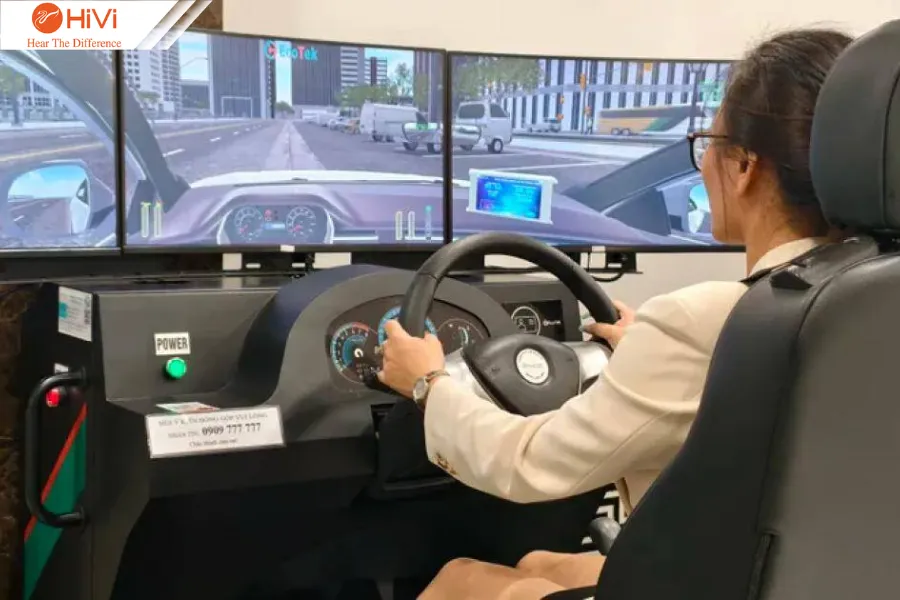 ột số ý kiến lo ngại nếu bỏ bài thi mô phỏng hoàn toàn