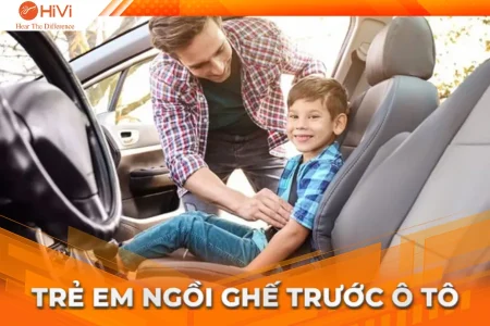 Quy định trẻ em ngồi ghế trước ô tô có bị phạt không?